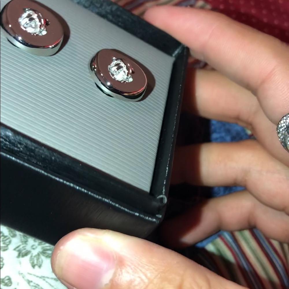 Cuff link (button) - Picture 2 of 2